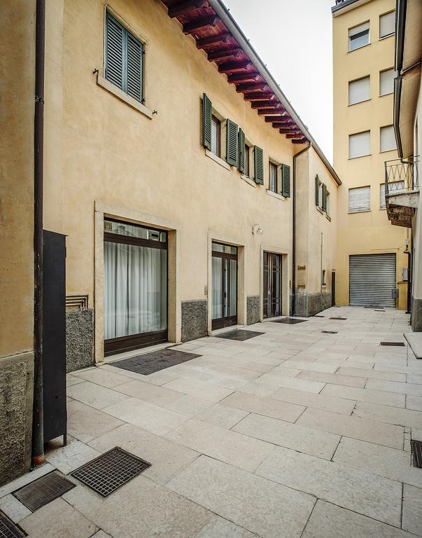 Arena Easy Suites Guesthouse 维罗纳 外观 照片