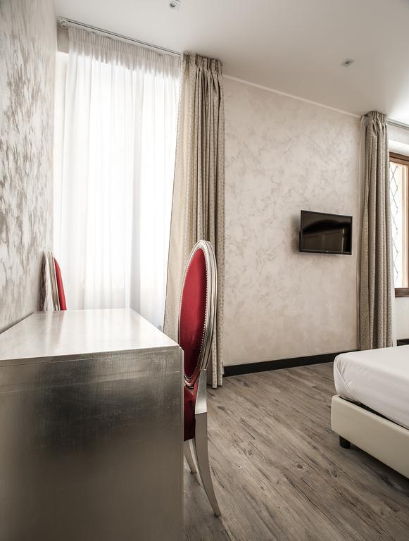 Arena Easy Suites Guesthouse 维罗纳 外观 照片
